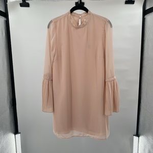 NWT Cupcakes & Cashmere Malina Mini Dress- Small